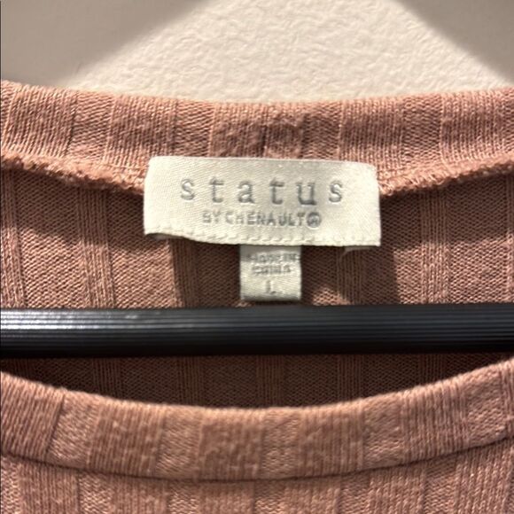 Status by Chenault Ribbed Knit Sweater in Mauve size Large - Picture 2 of 8